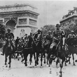 GERMAN_OCCUPATION_FORCES_ENTERING_PARIS_ARCH_6_tm.jpg