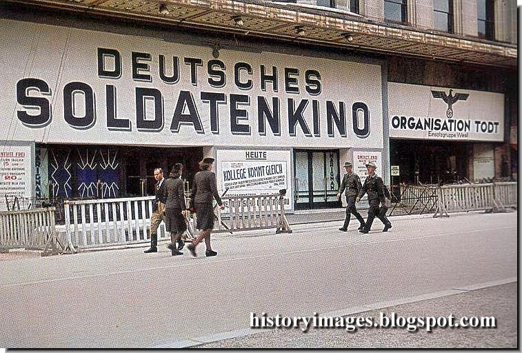 Paris-under-german-occupation-ww2-002.jpeg