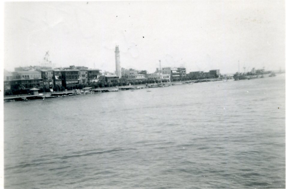 26 - 1945  Vue de Port Saïd Juillet 1945 Prise du bateau.jpg