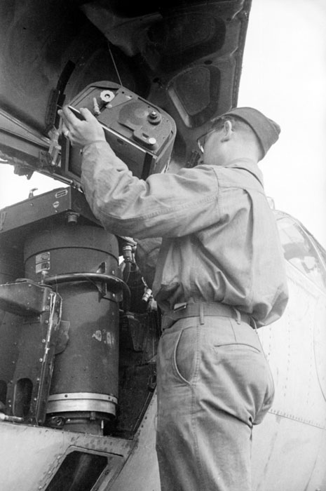 AIR-57-1074.jpg