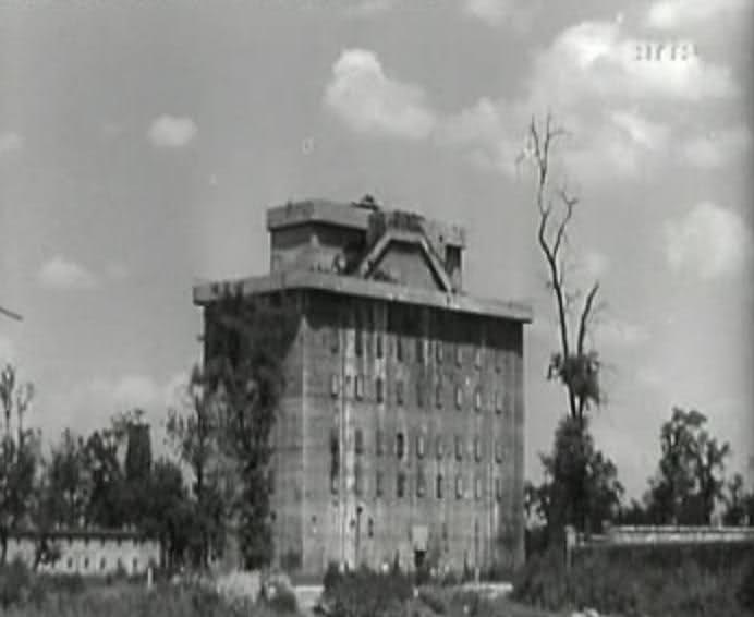 Berlin_L-turm_zoo_2.jpg