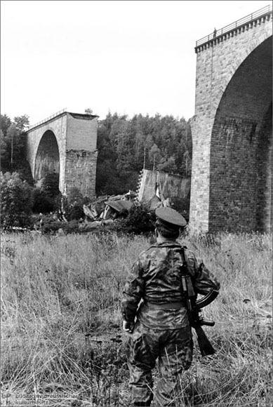 Allemagne_1964_frontière Hirchberg an der Saale.jpg