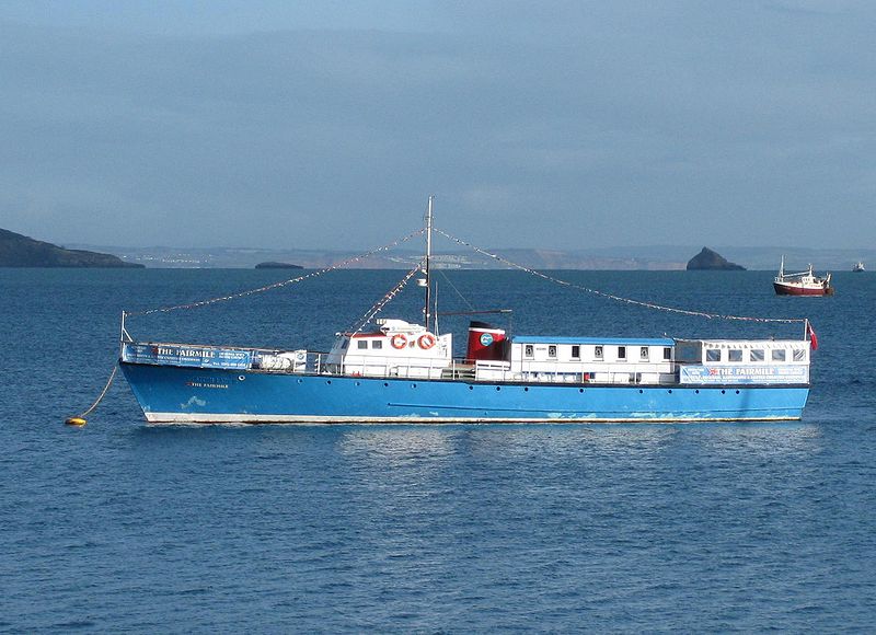800px-MV_The_Fairmile_at_her_mooring_in_Brixham_in_2009.jpg