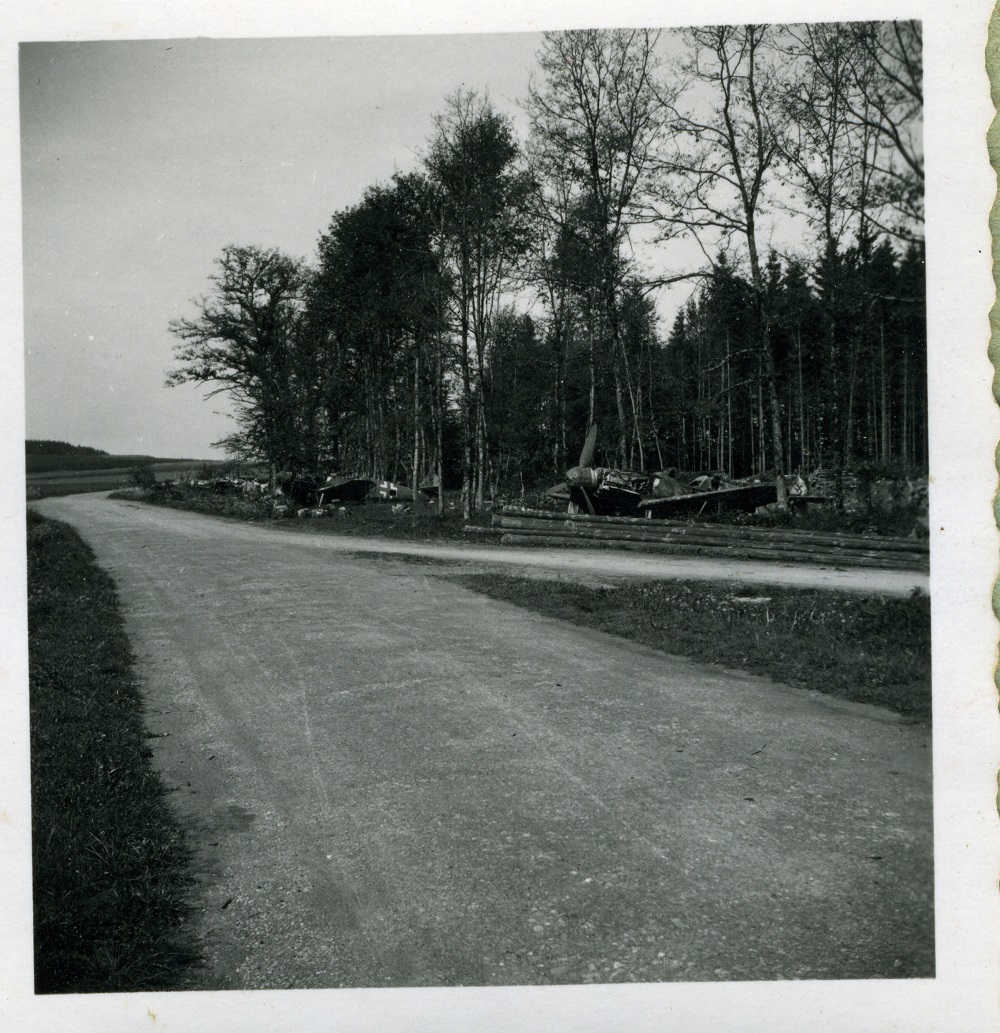 Avions abandonnés - Allemagne 1946 (4).jpg
