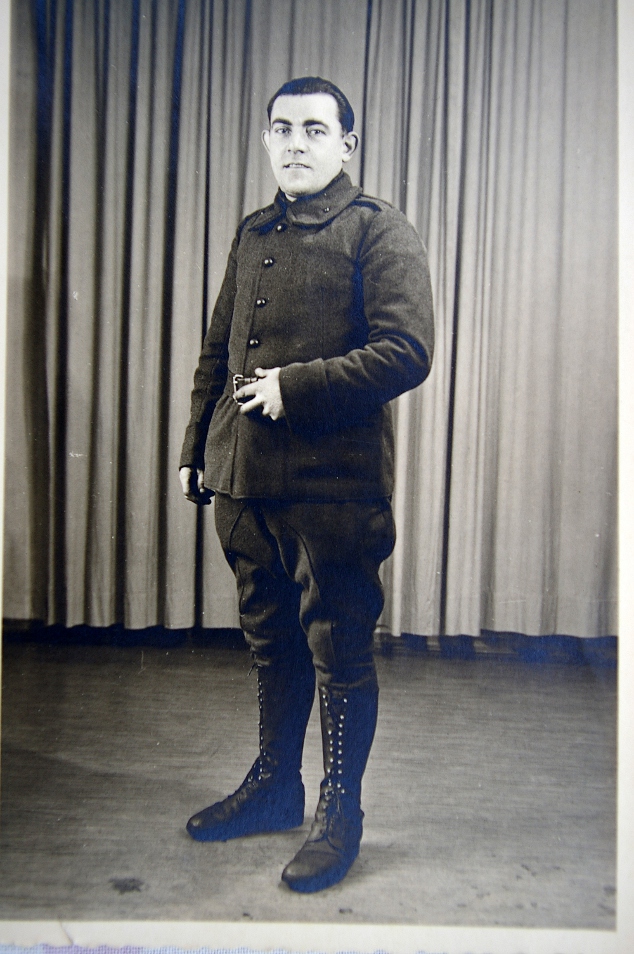 Lucien Bailly 1909-1962 photo allemande 1940.JPG