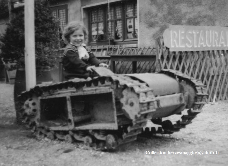 Quizz militaire Mini chenillette qui ne semble pas artisanale  Par ohvieuxpapiers.JPG