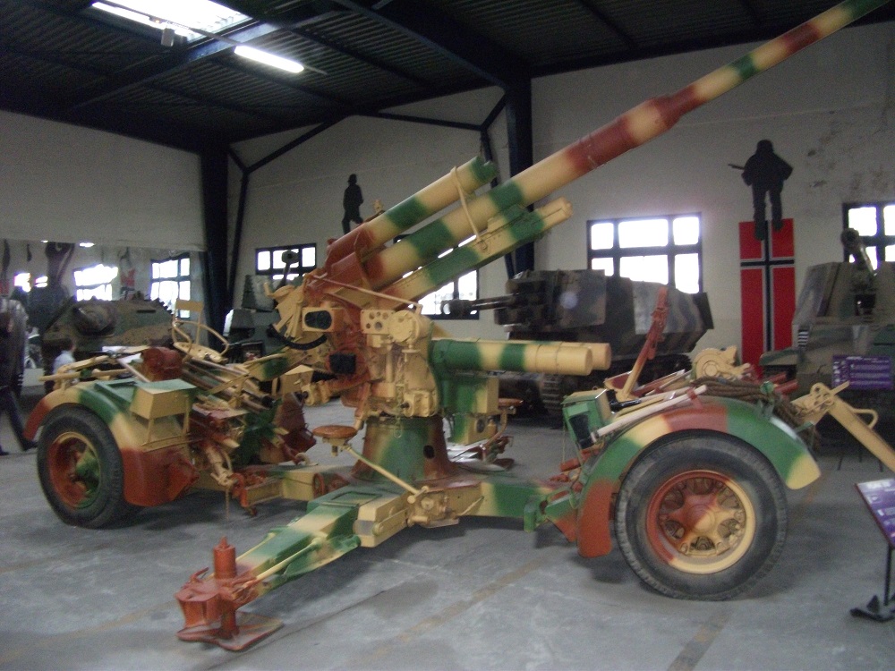 FLAK88(05).JPG