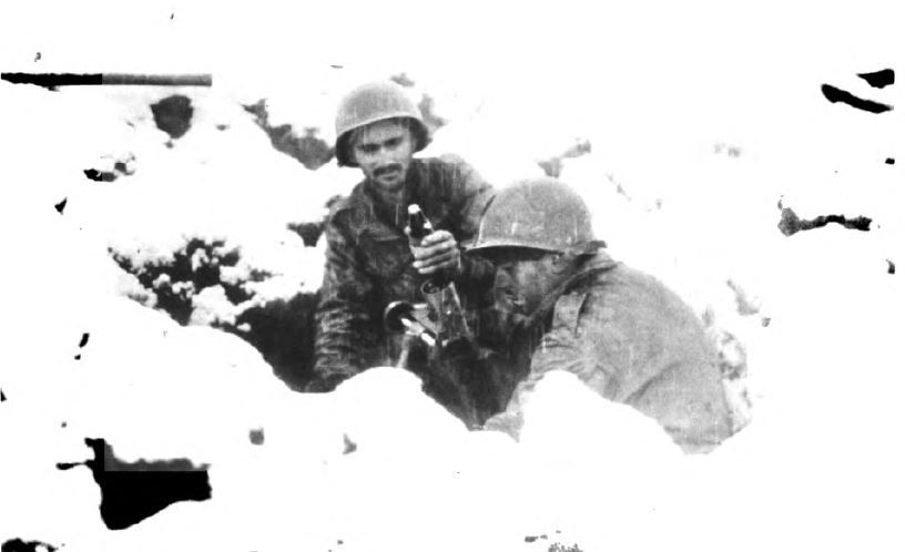US - Mortar under snow - Battle of the Bulge - 84th Inf Div - Battle of Germany.JPG