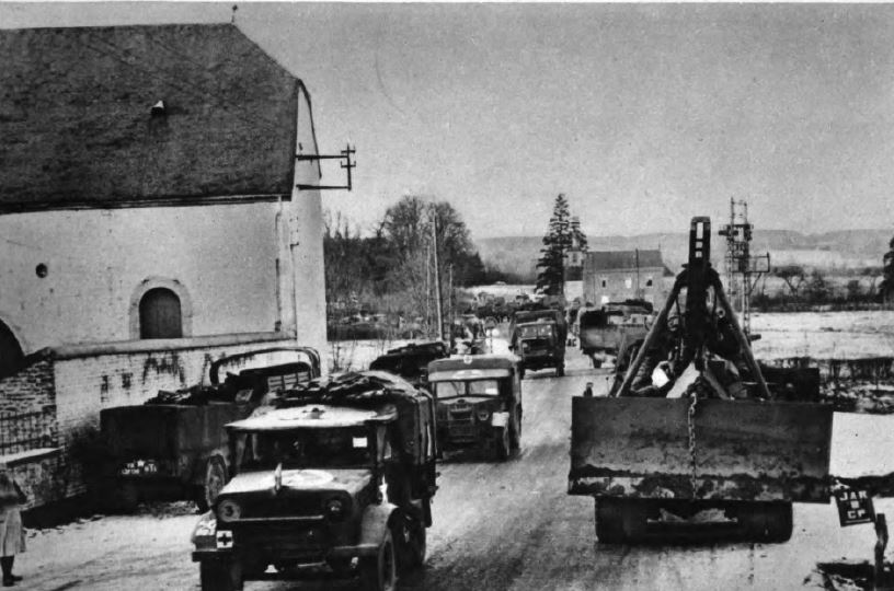 US - Convoy crossing Marche - Battle of the Bulge - 84th Inf Div - Battle of Germany.JPG
