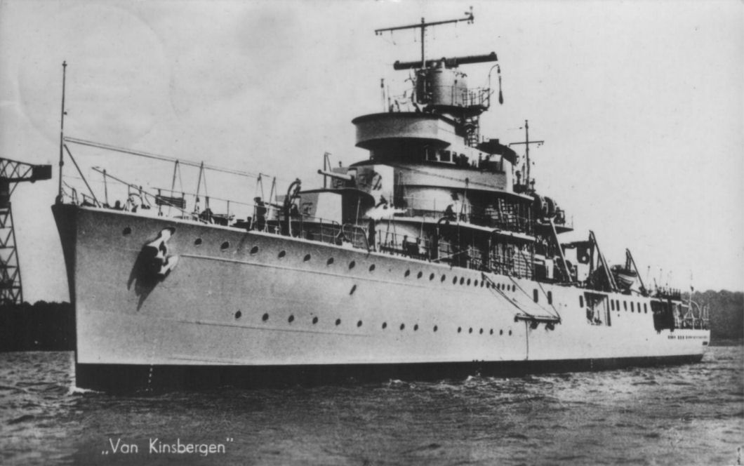 VAN  KINSBERGEN 1939.jpg
