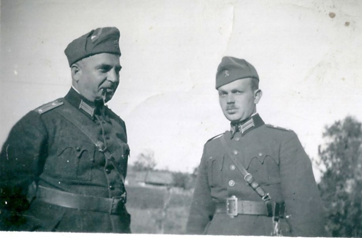 bulg officiers.jpg