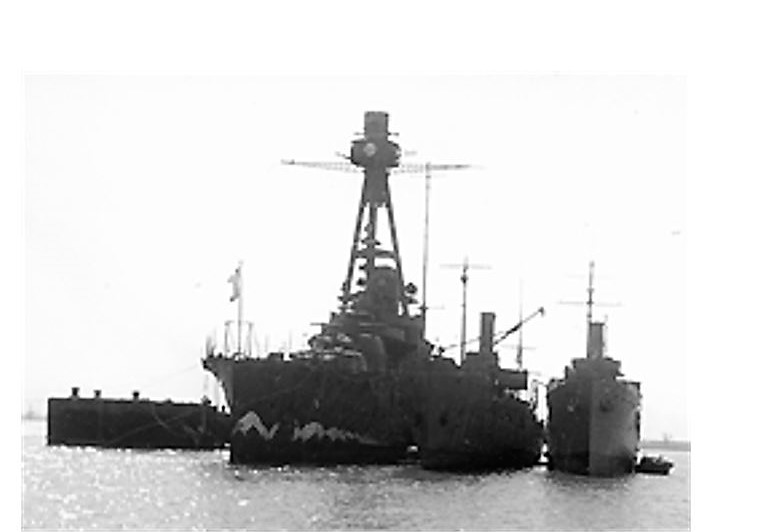1940 7 COURBET à portsmouth Capture.JPG
