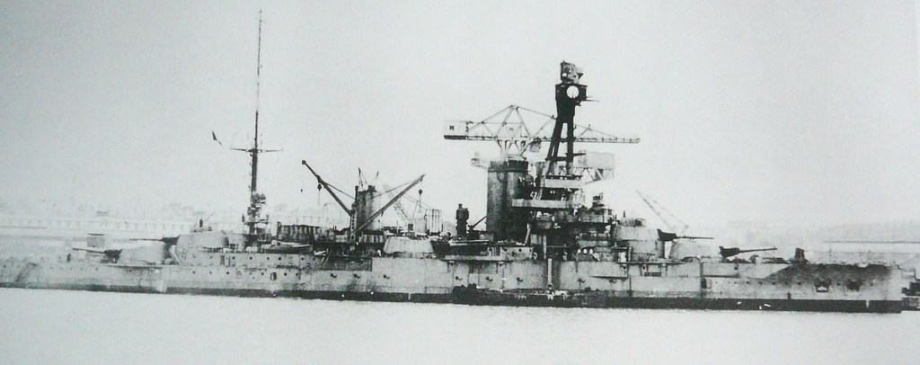 1940 PARIS à plymouth.jpg