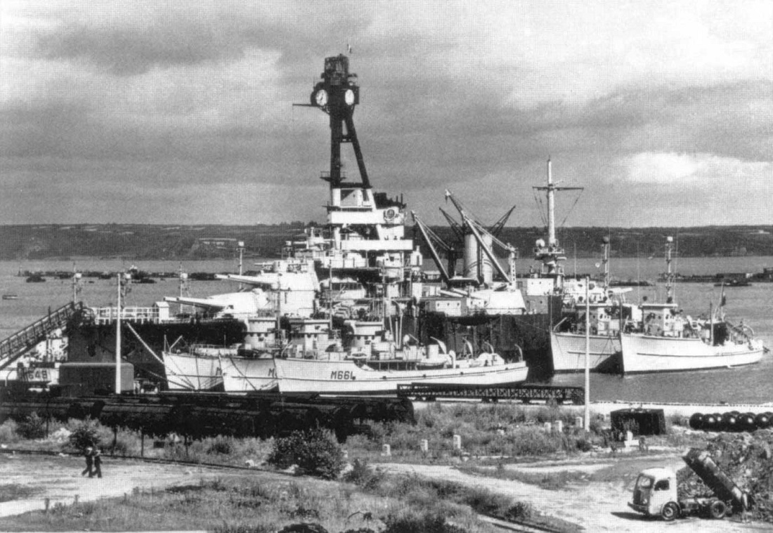 PARIS 1953 à brest.jpg