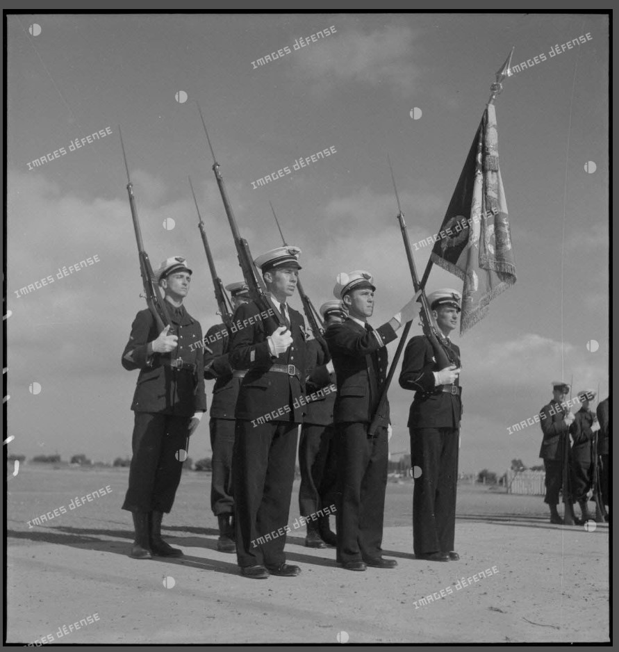 garde au drapeau.jpg