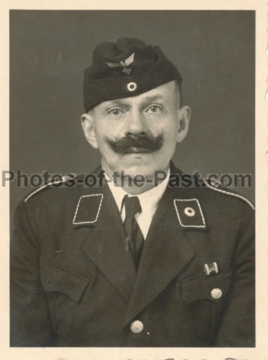 teno portrait.jpg