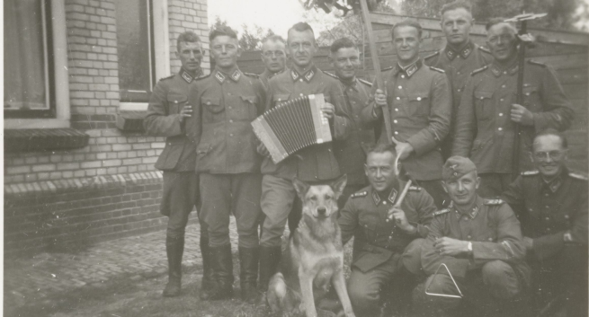 Hoek van Holland-accordeon.png