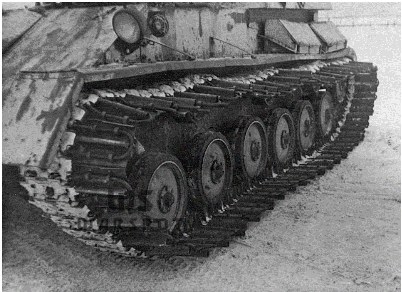 snow shoes tanks.gif