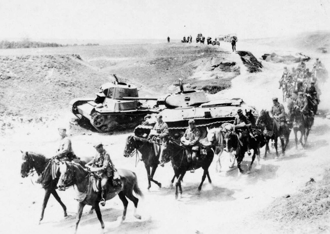 W-Ordnance-horse003.jpg