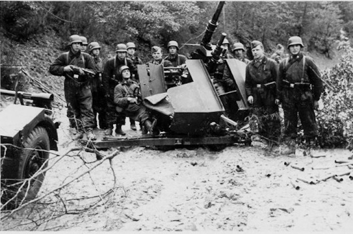 Flak 37.jpg