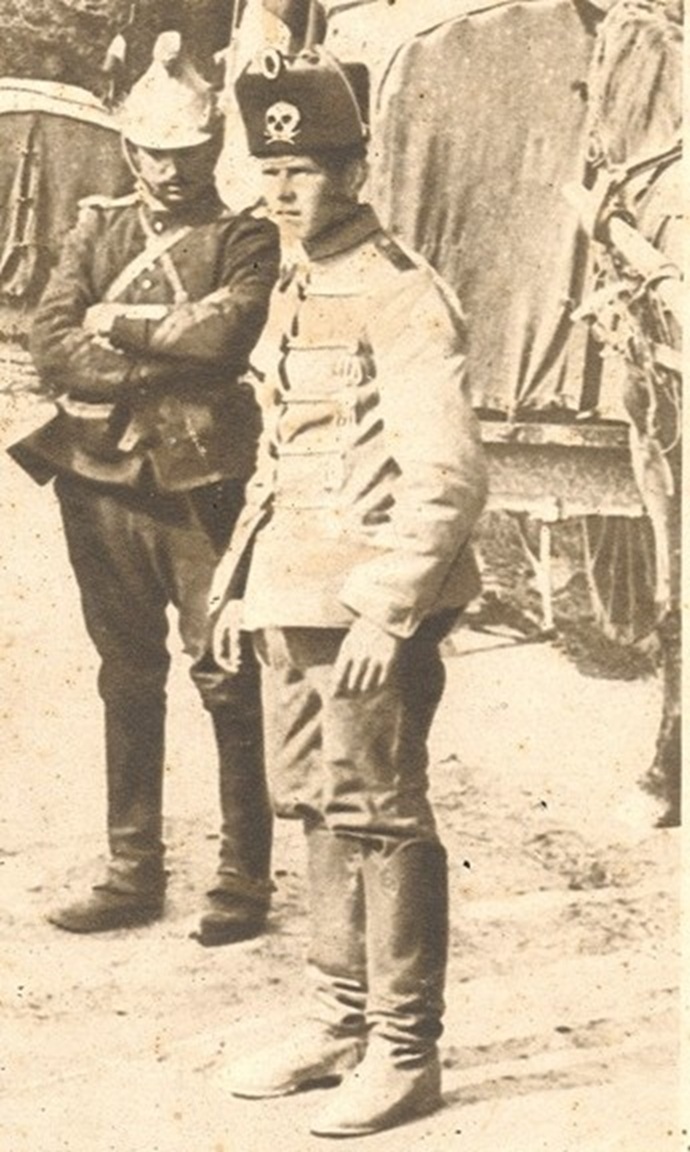 Hussard prussien de la mort 2.jpg