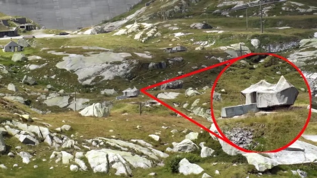 bunker Saint Gothard.jpg