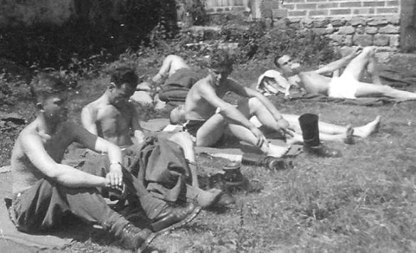 Nazi-soldiers-working-on-their-tans-during-World-War-II..jpeg
