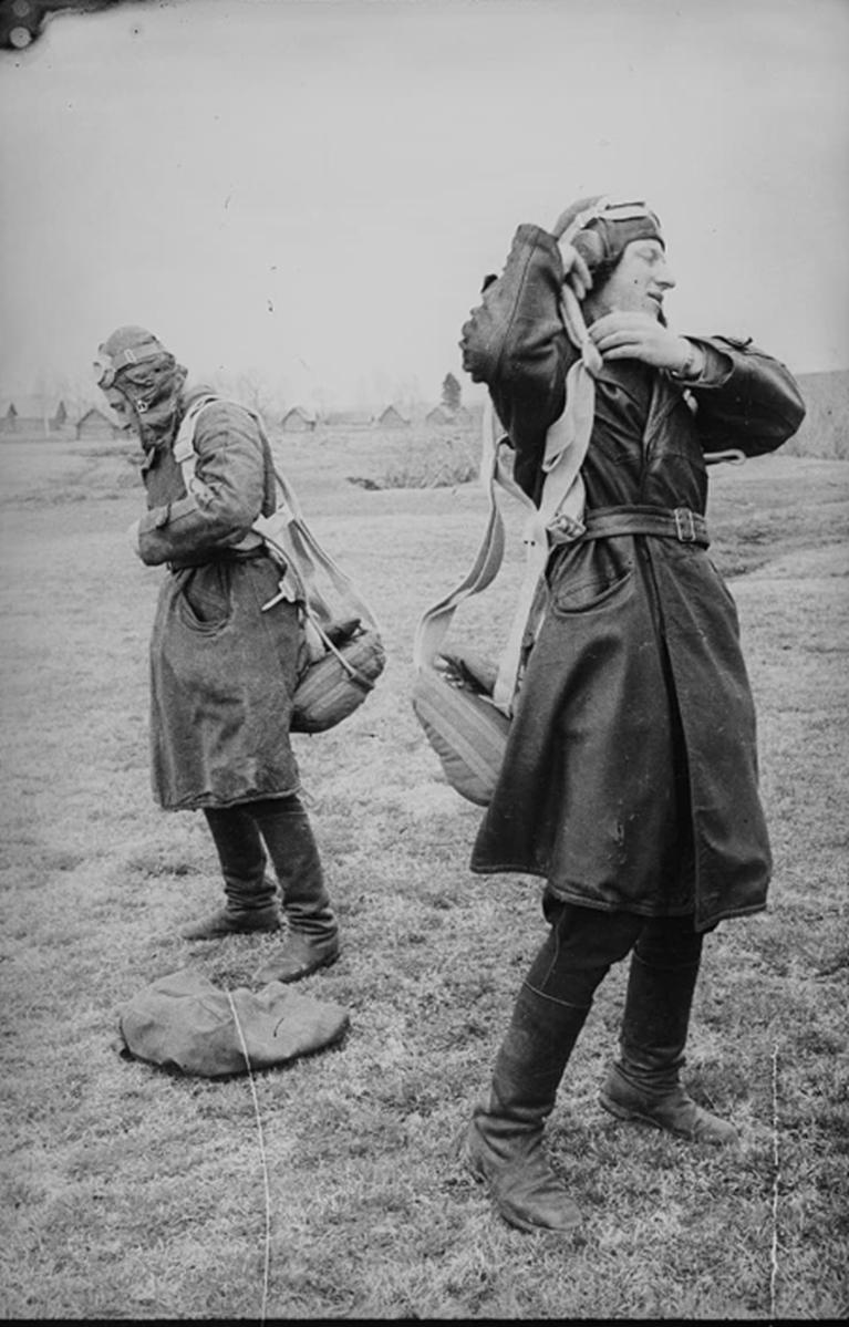 soviet pilots.png